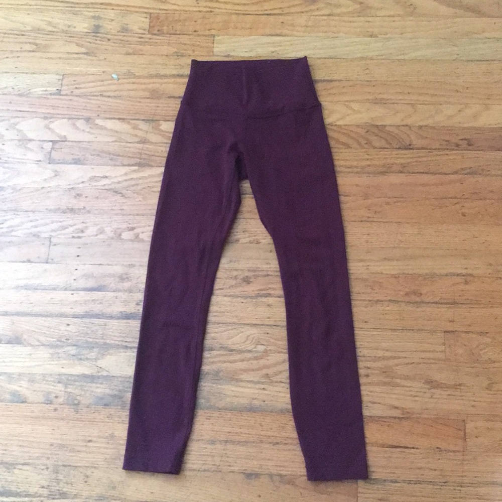 Lululemon yoga pants (cropped)  HIGH rise